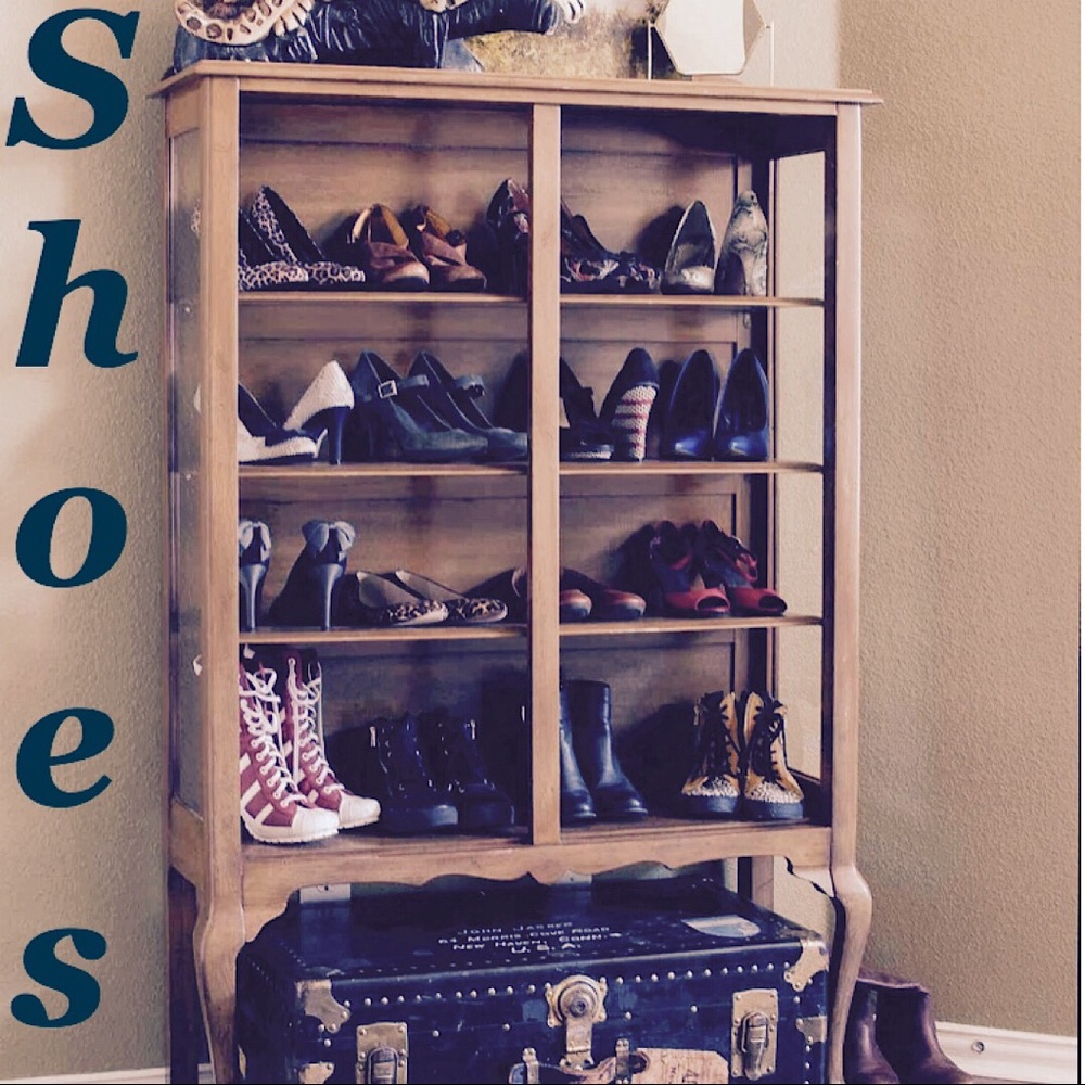 Shoes - Picture 2 of 2